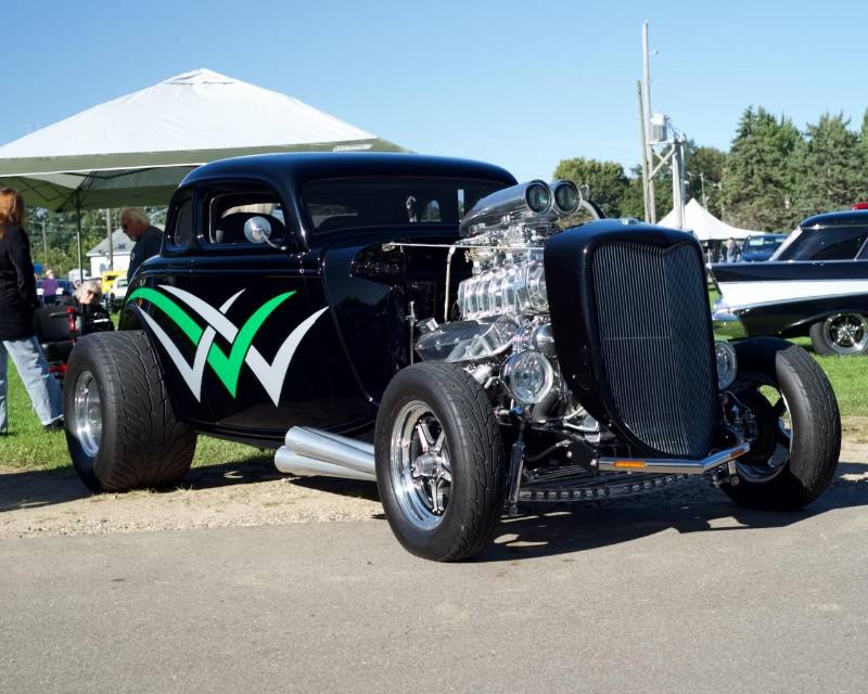 1934 Ford 5-window